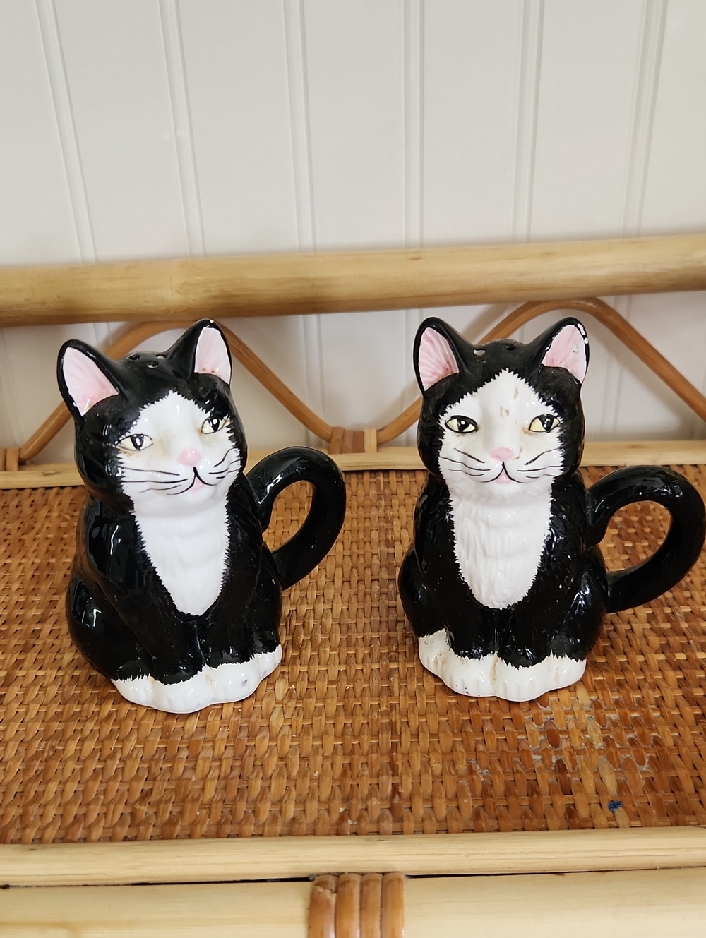 Vintage Tuxedo Cat Salt & Pepper Shakers
